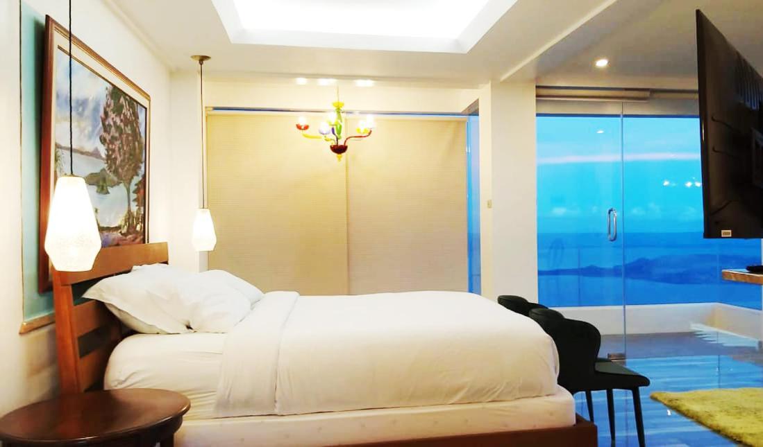 เดอะ คาร์เมเลนซ์ วิว วิลลา Bed & Breakfast Tagaytay City ภายนอก รูปภาพ