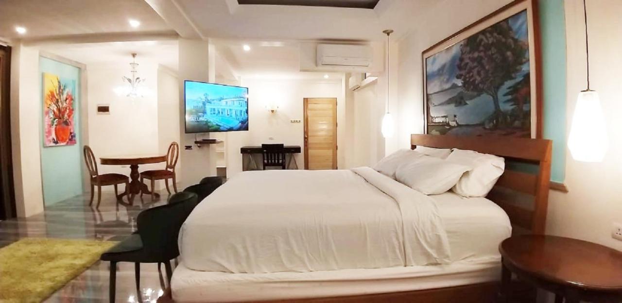 เดอะ คาร์เมเลนซ์ วิว วิลลา Bed & Breakfast Tagaytay City ภายนอก รูปภาพ