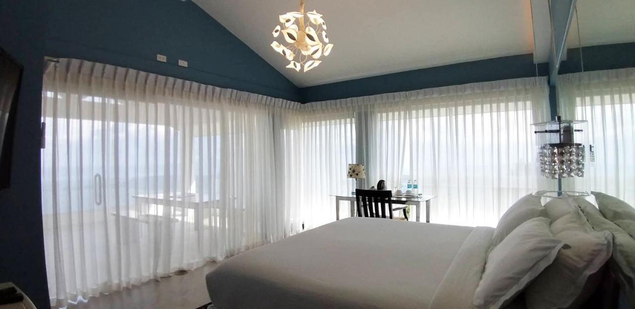เดอะ คาร์เมเลนซ์ วิว วิลลา Bed & Breakfast Tagaytay City ภายนอก รูปภาพ